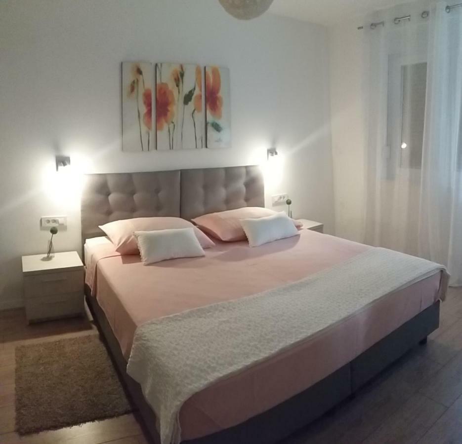 Apartment Dolea Split Bagian luar foto